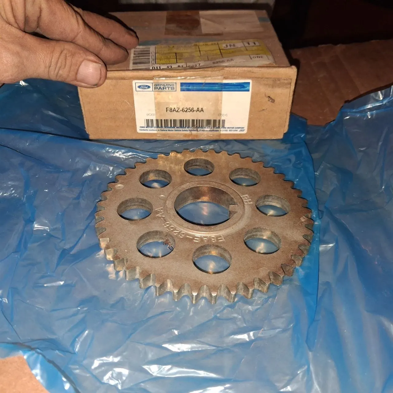 Ford F8AZ-6256-AA Cam Sprocket RH 4.6 5.4 6.8 F150 93-11 NOS