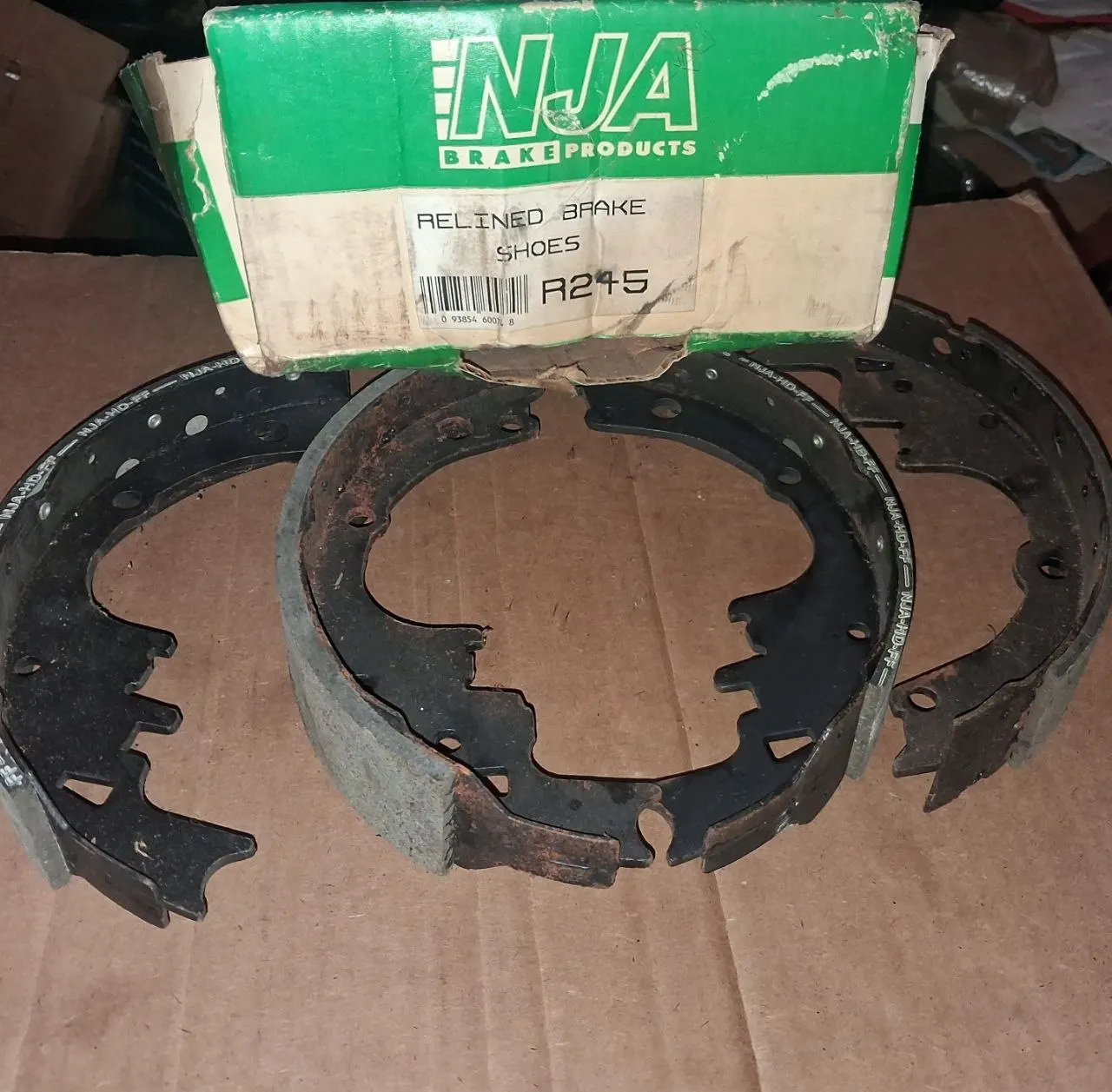 NJA R245 Relined Drum Brake Shoes 9.5x2 Camaro Chevelle Nova 67-81 NOS