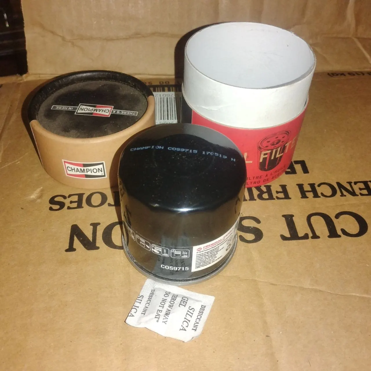 Champion COS9715 Oil Filter Subaru 2.0 2.5 Impreza Legacy NOS